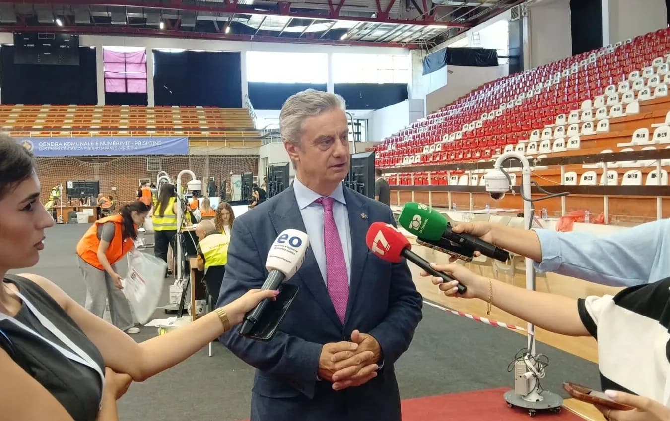 Ambasadori britanik nga QKN: Partitë të bëhen bashkë për të formuar institucionet