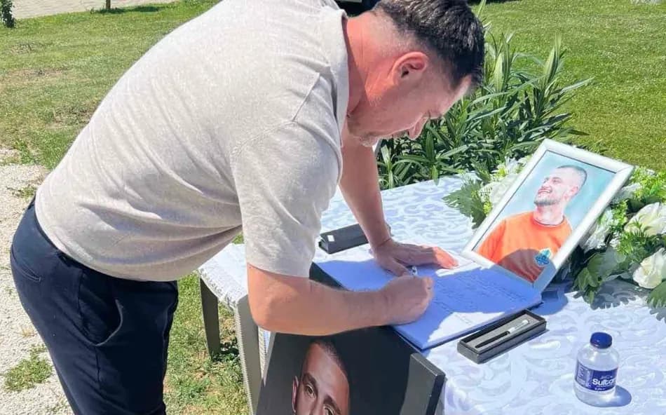 Babai i futbollistit të ndjer Erjon Morina, Iliri ngushëllon familjen Bunjaku për humbjen e Fatjonit