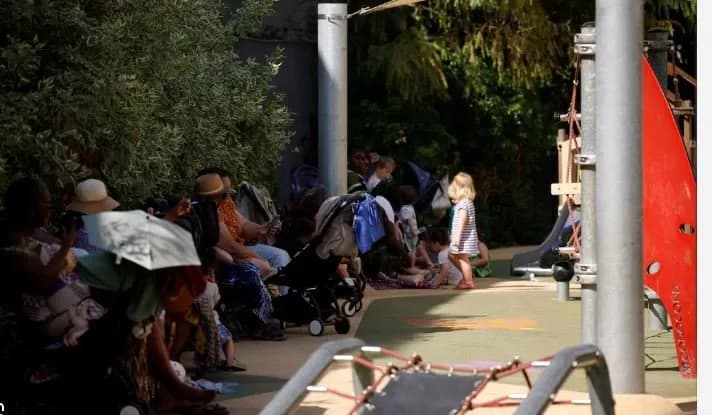 Franca goditet nga vala e të nxehtit, tre persona humbin jetën