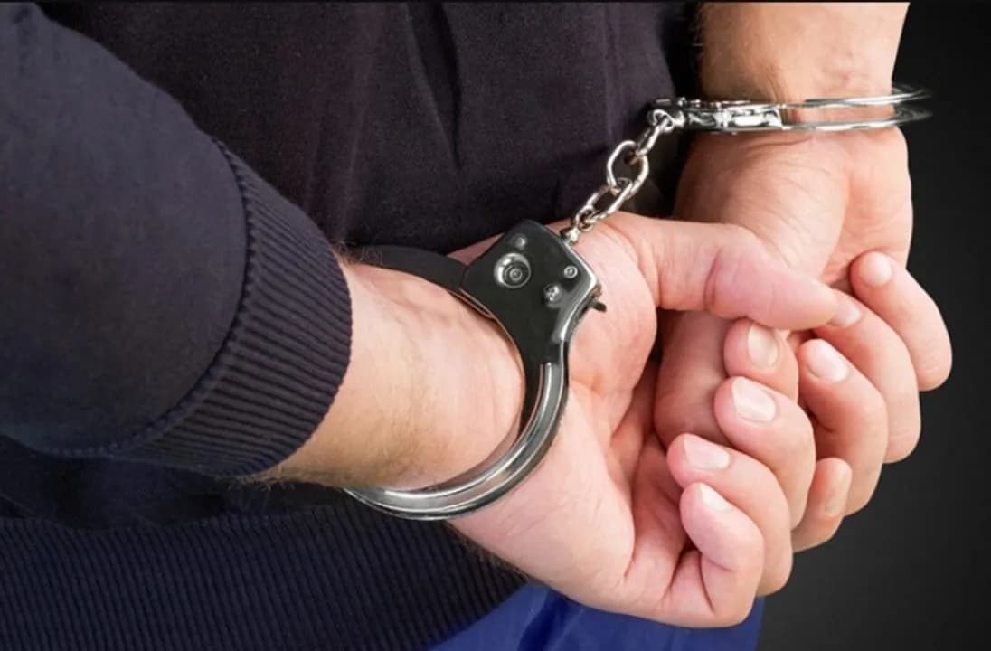 Fushë Kosovë: Kapet burri që kërkohej për falsifikim të parave dhe posedim të narkotikëve