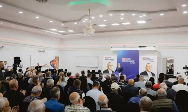 Hamza nga Kamenica: Qytetarët jetojnë me paga që nuk mjaftojnë e shpenzime që nuk i përballojnë, stop krizës – ndrysho Kosovën