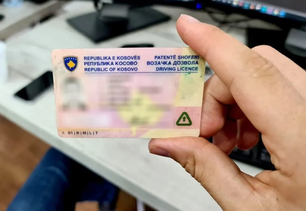 Mbi 6 mijë shoferë pa të drejtë drejtimi, ngrihen dilema për konfiskimin e patentë-shoferëve