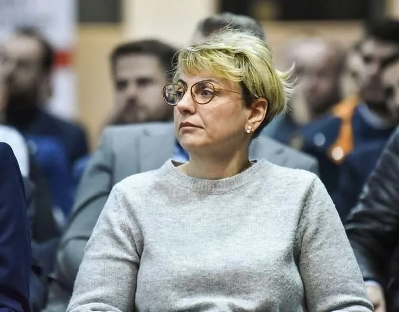 Mihali i kundërpërgjigjet Lushtakut: Për 1 vit që ke mbajt armën në krah, i ke dhënë vetes të drejtën me grabit pasurinë popullit tënd 20 vjet