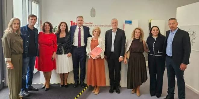 Nga burgu te përkthimi: trashëgimia e Profesor Ahmet Qeriqit në shërbim të miqësisë shqiptaro-hungareze