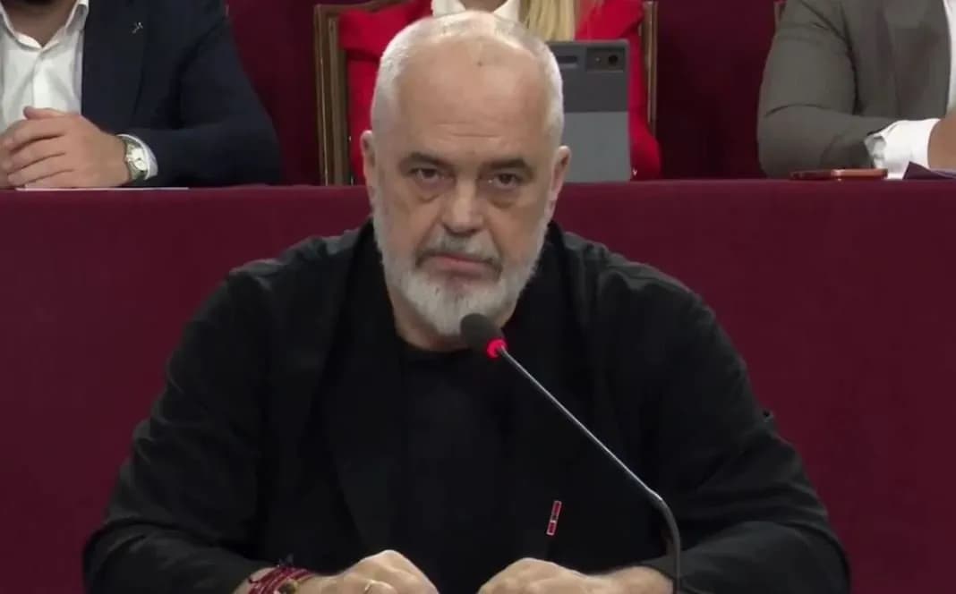 Rama reagon pas protestës për Zvërnecin: Mblidhuni, ulemi dhe flasim publikisht