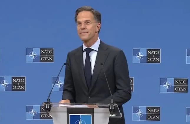 Rutte: Lajm i mirë që po zvogëlojmë praninë e trupave në Kosovë