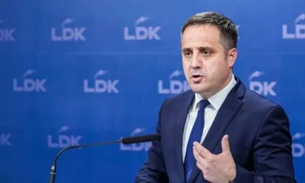 Selmanaj kritikon Kurtin për gazin natyror: Refuzimi i projekteve amerikane po dëmton Kosovën