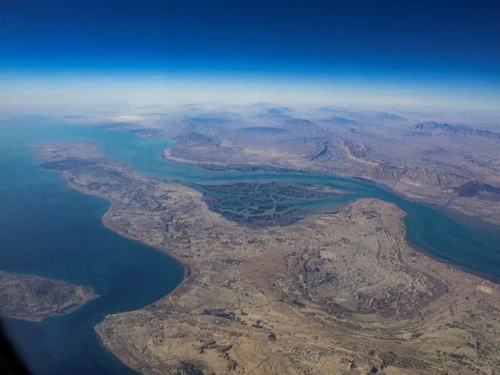 ShBA-ja rrëzon disa dronë iranianë pranë Ngushticës së Hormuzit