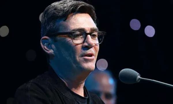 Andy Burnham drejt postit të kryeministrit të Britanisë së Madhe