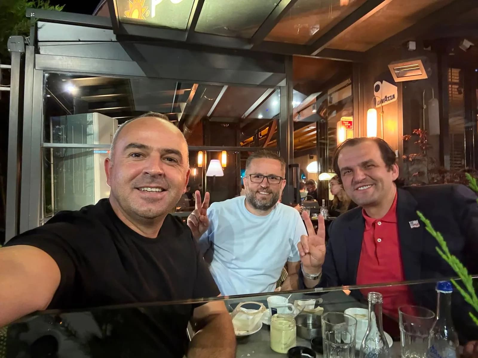 Bëhen bashkë djemtë e tre veprimtarëve të shquar të LDK-së, lënë një mesazh për partinë