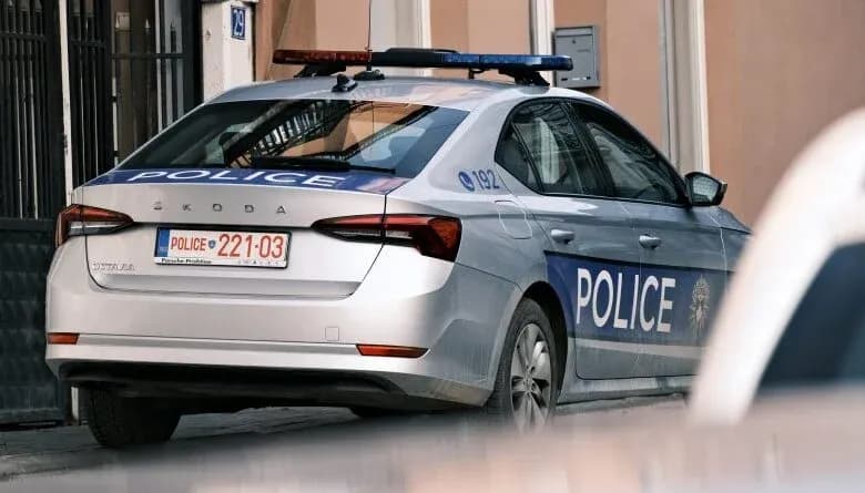 Deçan: I shkrep pushka aksidentalisht, lëndohet në këmbë një person