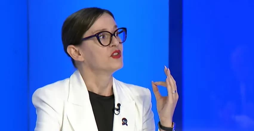 Kabashi-Ramaj: Vetëvendosje ka nxitur ekstremizëm dhe dhunë politike