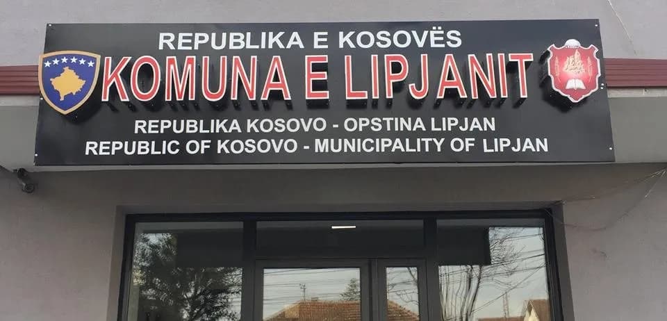 Lipjani nënshkruan kontratën për Memorialin e UÇK-së në Shalë, projekti kushton mbi 47 mijë euro