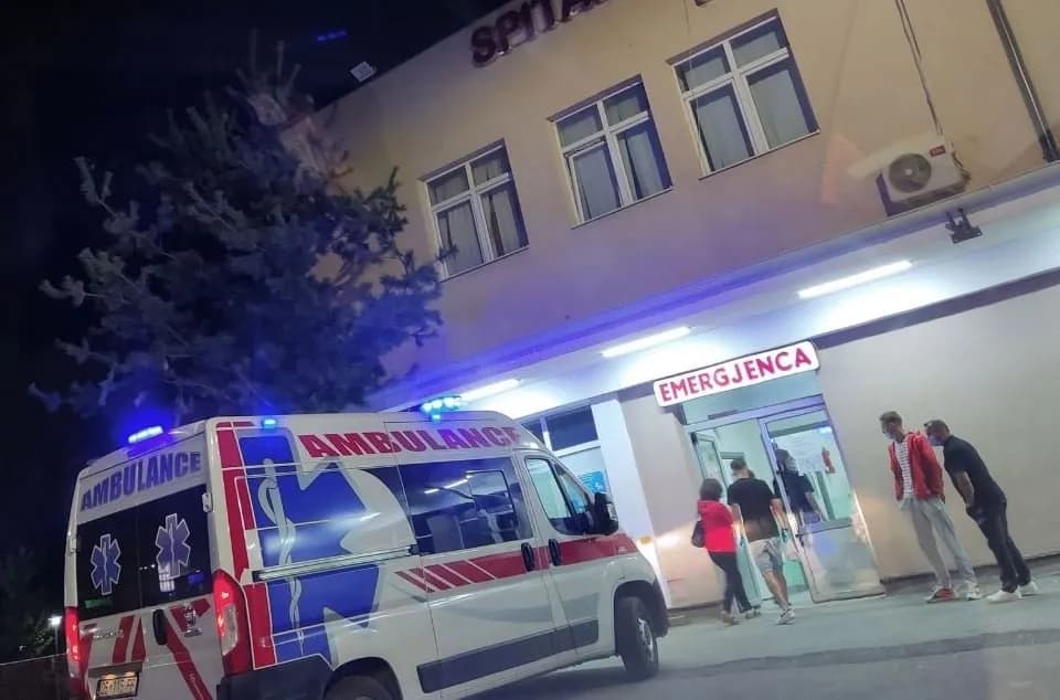 Një person dërgohet pa shenja jete në Emergjencën e Ferizajt, trupi dërgohet për obduksion