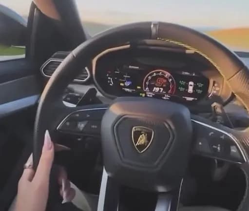 Publikoi video në rrjete sociale, 300 euro për shoferen që voziti 197 km/h