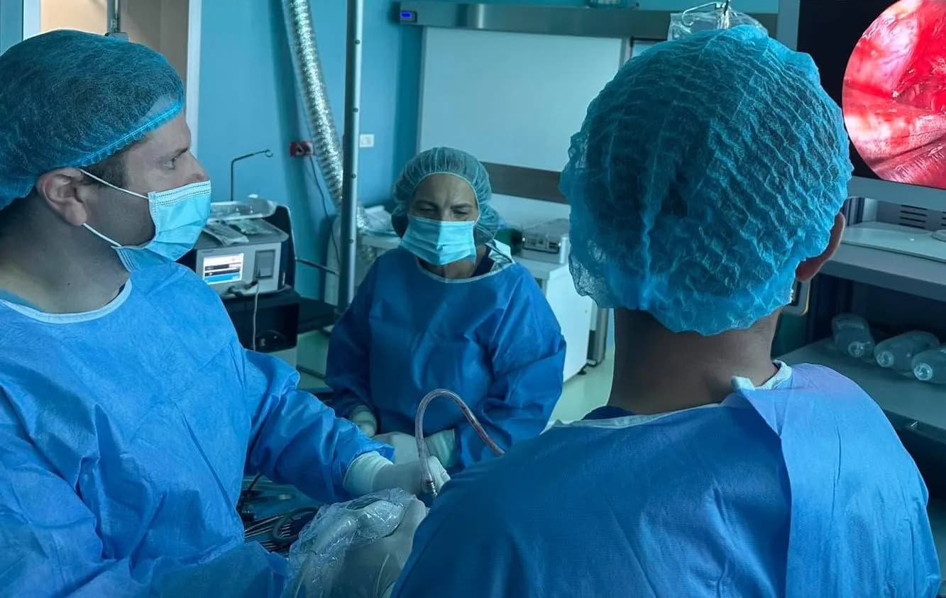 QKUK kryen për herë të parë operime neurokirurgjikale me teknikën e neuroendoskopisë