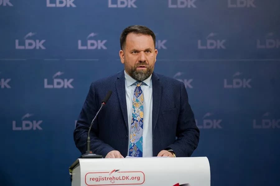 Rukiqi: “Vita” prodhuesi më i madh i qumështit në rajon, pushteti duart larg nga bizneset