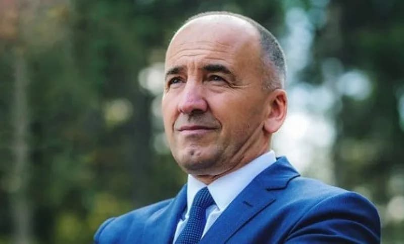 Muhaxheri shpalos detaje të bisedave me Abdixhikun pas zgjedhjeve të dhjetorit: Tha po japë dorëheqje, i thash kryetar mos u ngut…
