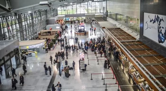 Ndalohet shtetasja gjermane në Aeroportin e Prishtinës, ishte në kërkim për shpërdorim pasurie