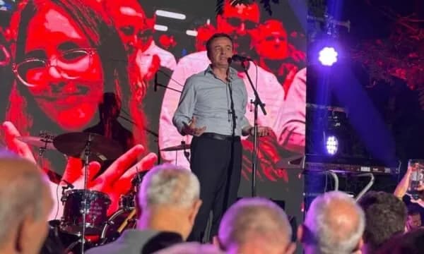 VV takohet me mërgimtarët në Prishtinë, Kurti thotë se ‘‘po krijohen kushtet’’ për kthimin e tyre në Kosovë
